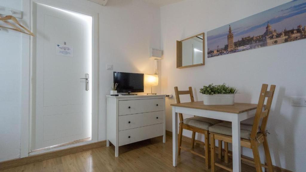 Enjoy The Alfalfa Apartment Seville Luaran gambar